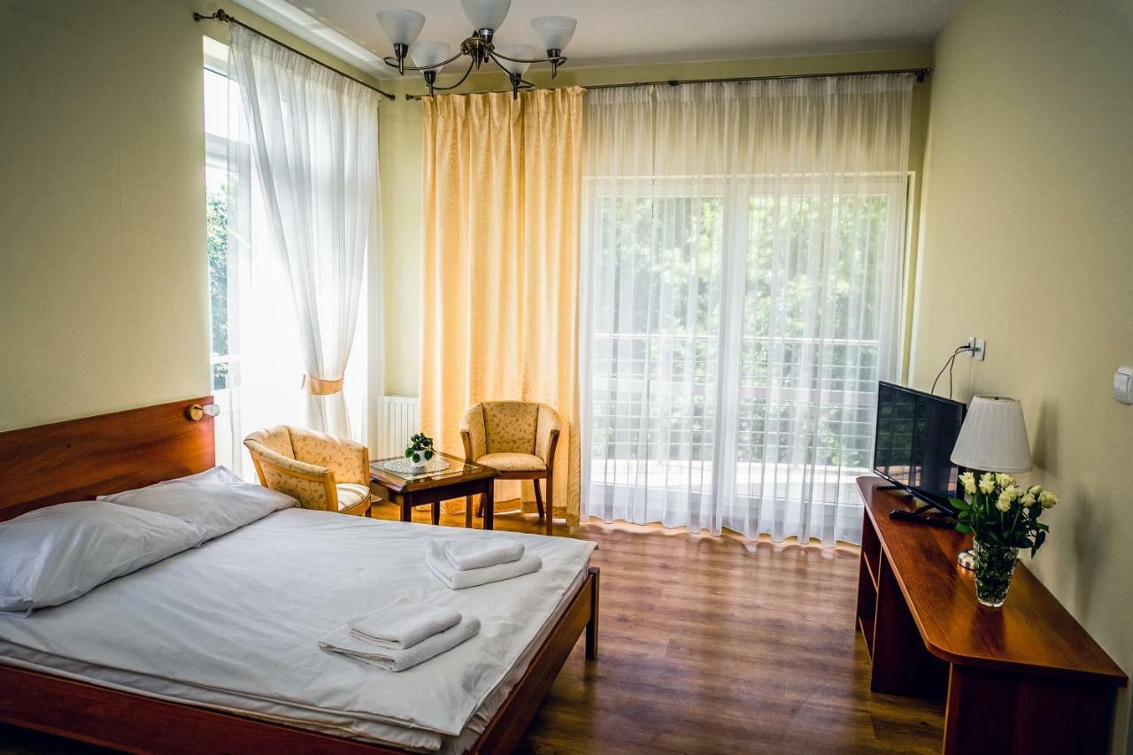 Hotel Hellada Kielce Eksteriør billede