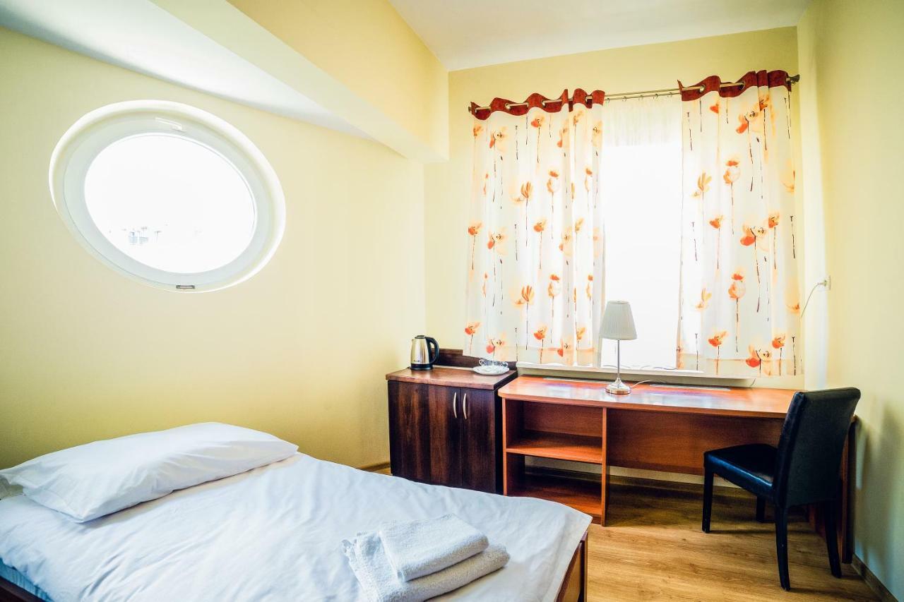 Hotel Hellada Kielce Eksteriør billede